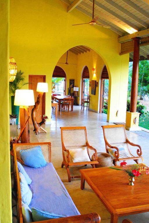 Khomba Beach House Alankuda Экстерьер фото