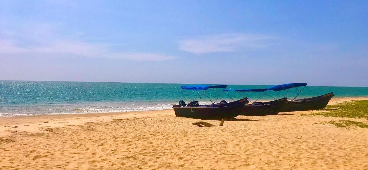 Khomba Beach House Alankuda Экстерьер фото